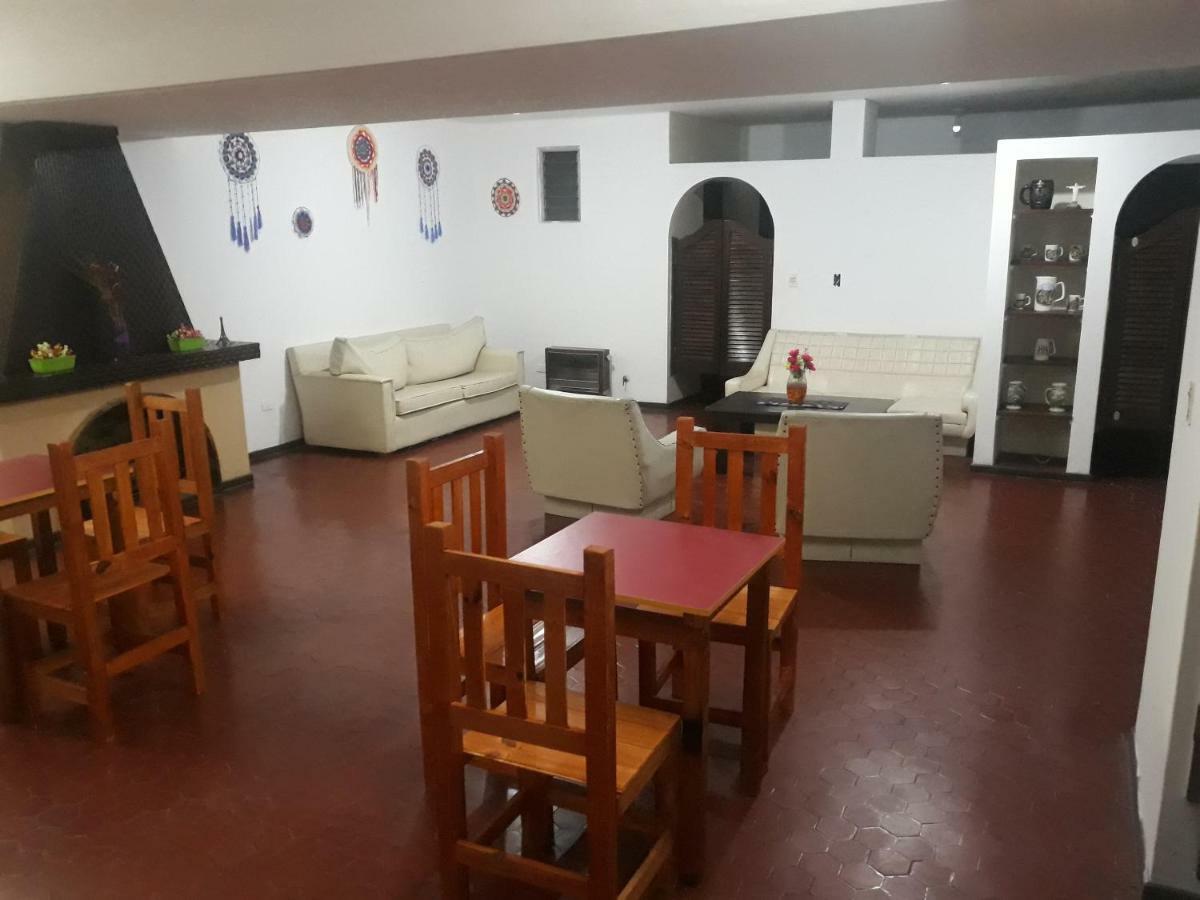 Tu Hostel San Miguel de Tucumán Exterior photo